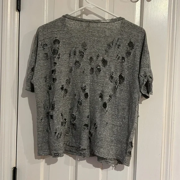 Lightly used. Emma and sam vintage t shirt size small - Picture 4 of 4